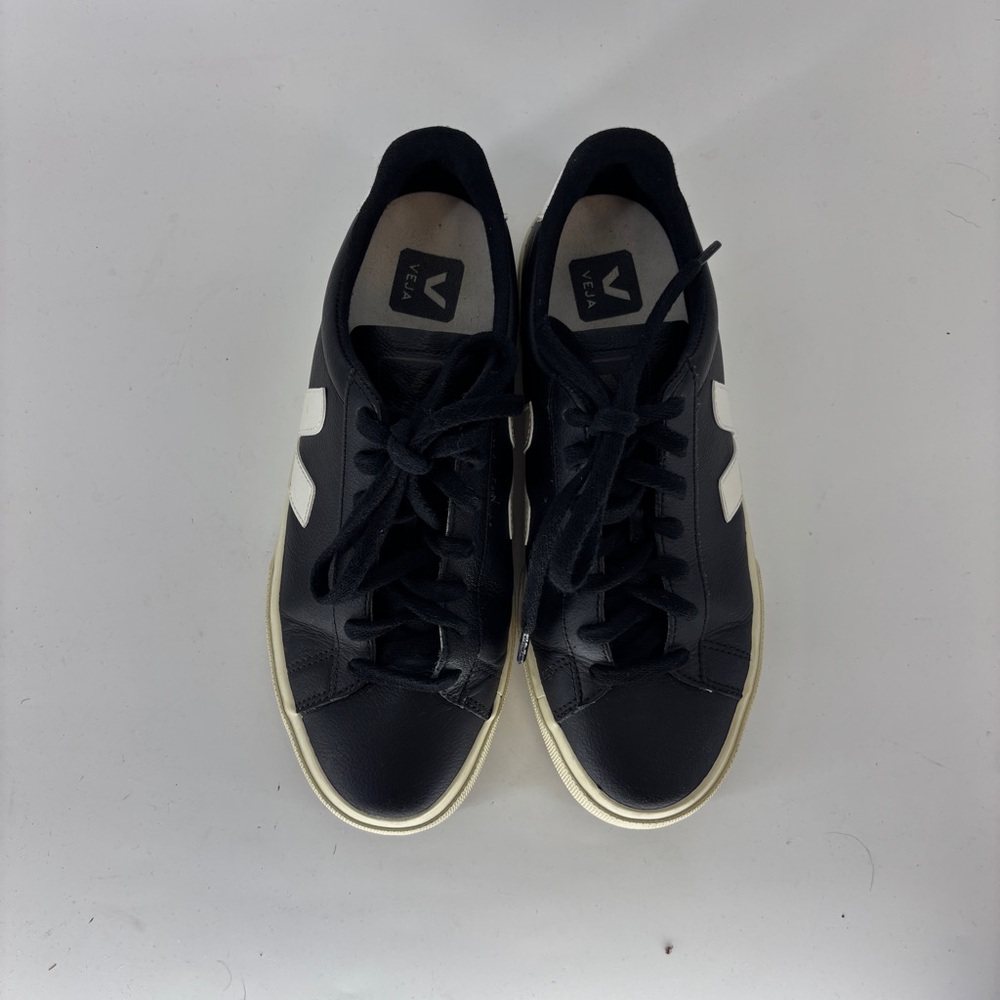 Veja Black and White Leather Campo Low profile Women's Sneakers - Picture 6 of 8